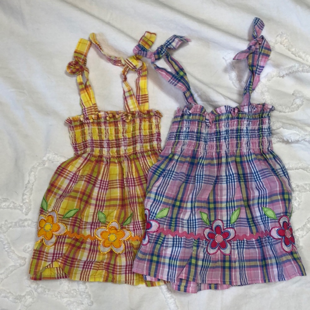 Twin girl outfits